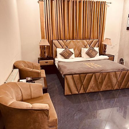 Reina Boutique Hotel - G9 Исламабад Екстериор снимка