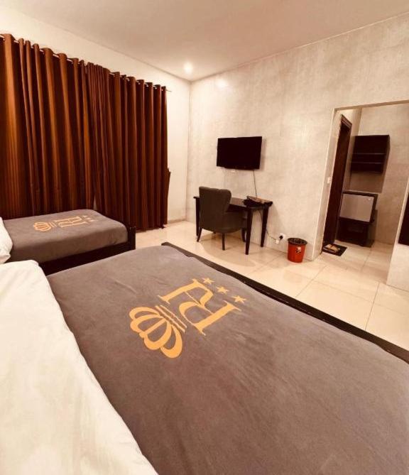 Reina Boutique Hotel - G9 Исламабад Екстериор снимка