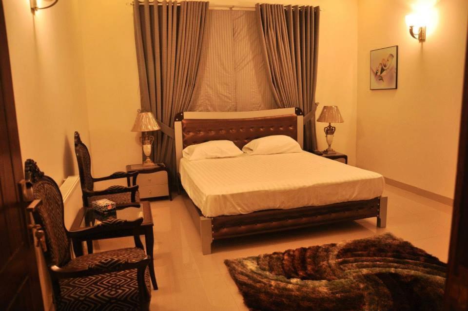 Reina Boutique Hotel - G9 Исламабад Екстериор снимка